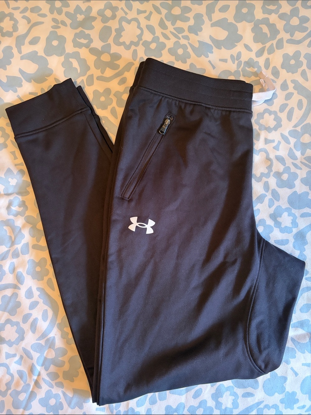 NWOT Under Armour Black Performance Track Pants